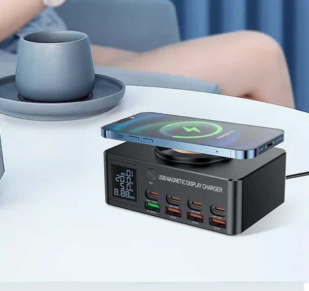 מטען שולחני GaN 1080W עם 8 יציאות – טעינה מהירה ל־MacBook, iPhone 15/16, Samsung ועוד